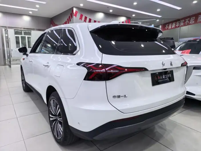 HONGQI HS6 PHEV 2026 Model 240 Smart Hybrid Edition – фото 4