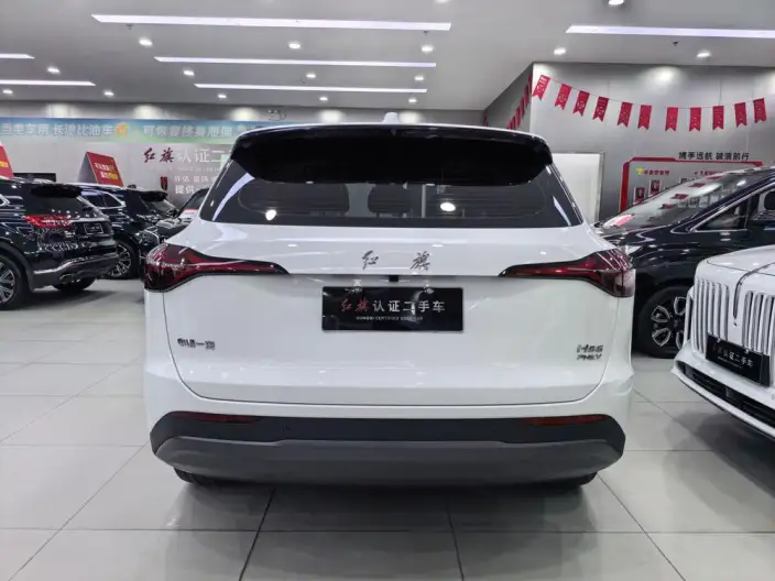 HONGQI HS6 PHEV 2026 Model 240 Smart Hybrid Edition – фото 5