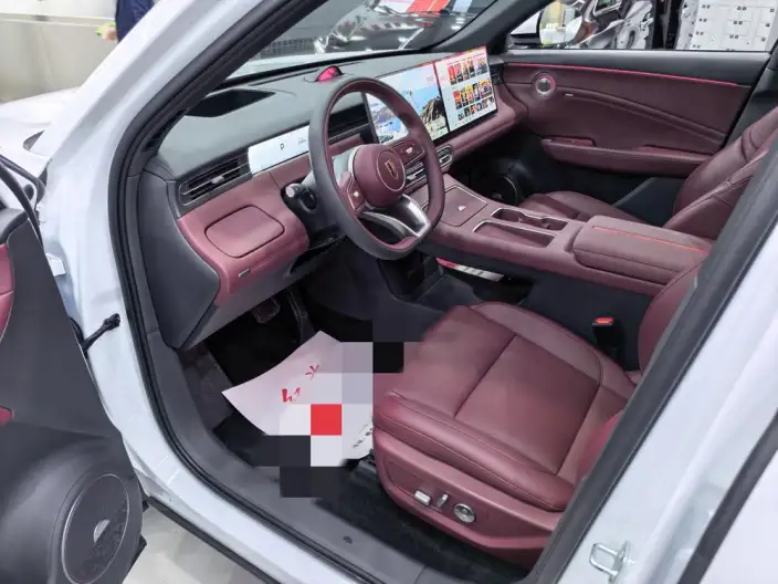 HONGQI HS6 PHEV 2026 Model 240 Smart Hybrid Edition – фото 10
