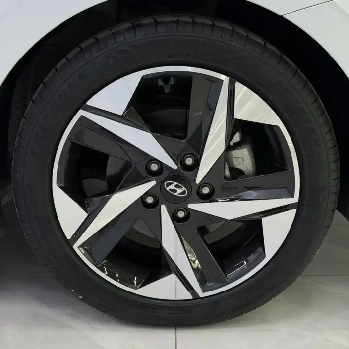 Hyundai Ioniq 2022 Model 1.5L CVT LUX Premium Edition – фото 7
