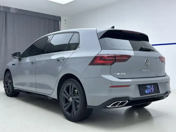 Volkswagen Golf 2023 Model Facelift 280TSI DSG R-Line Lite – фото 4