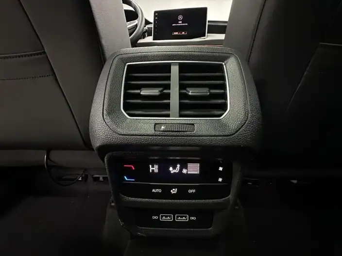 Volkswagen Tayron 2023 Model 280TSI 2WD Luxury Plus Advanced version – фото 10