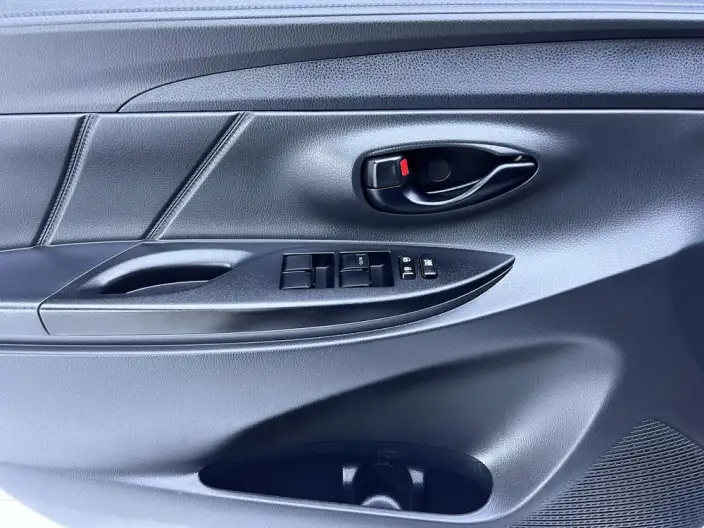Toyota YARIS L Vios 2022 Model Zhixuan X 1.5L CVT Luxury PLUS Edition – фото 9