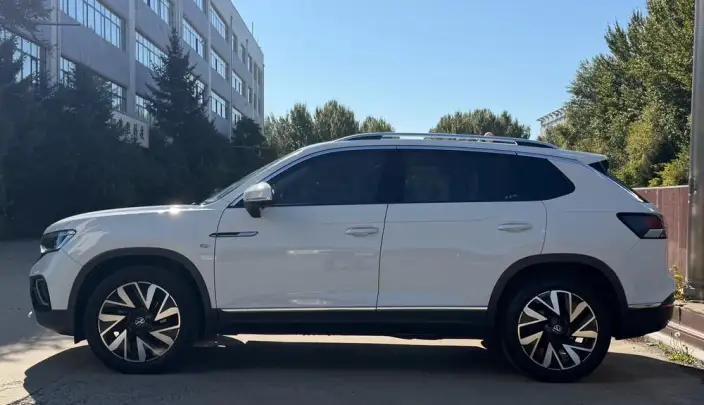 Volkswagen Tayron 2023 Model 280TSI 2WD Luxury Plus Advanced version – фото 4