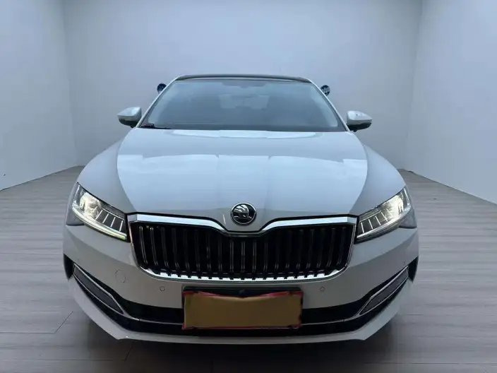 Skoda Superb 2023 Model Facelift TSI280 DSG Exclusive Edition – фото 2