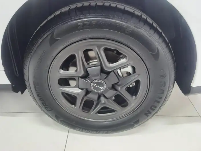 BYD Seal 05DM 2026 Model DM-i 128KM Luxury Model – фото 7
