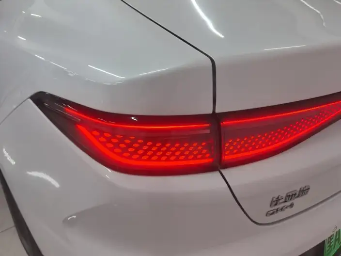 BYD Seal 05DM 2026 Model DM-i 128KM Luxury Model – фото 9