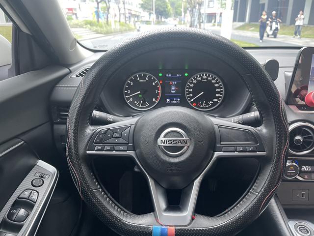 Nissan Sylphy 2022 1.6L XL CVT Enjoy – фото 7