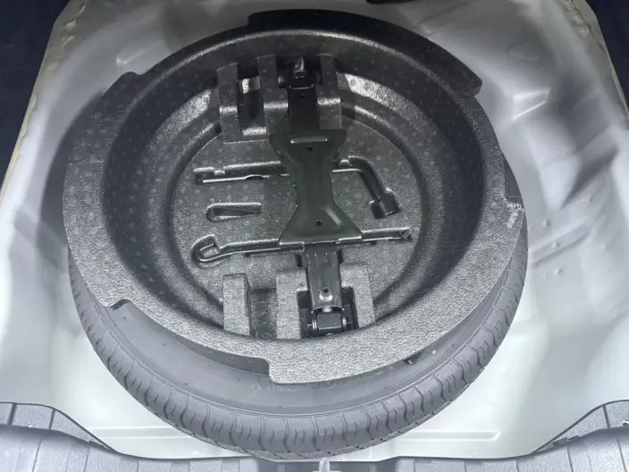 Haval M6 2023 Model PLUS 1.5T DCT Luxury Smart Connect Model – фото 7
