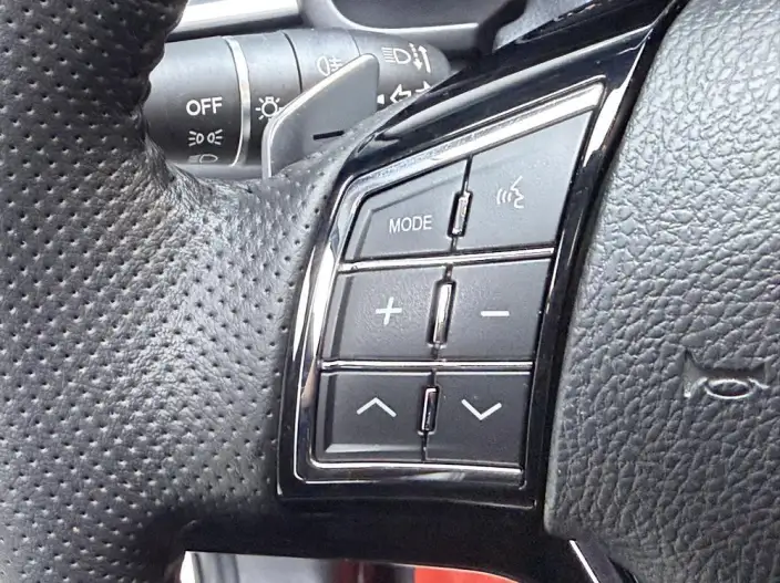 Haval M6 2023 Model PLUS 1.5T DCT Luxury Smart Connect Model – фото 9