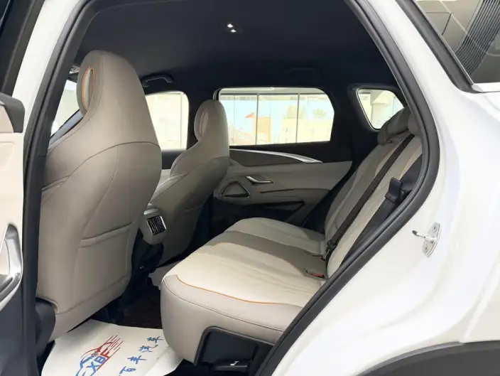 BYD Song Pro DM 2024 Model DM-i Honor Edition 71km Pilot Model – фото 10