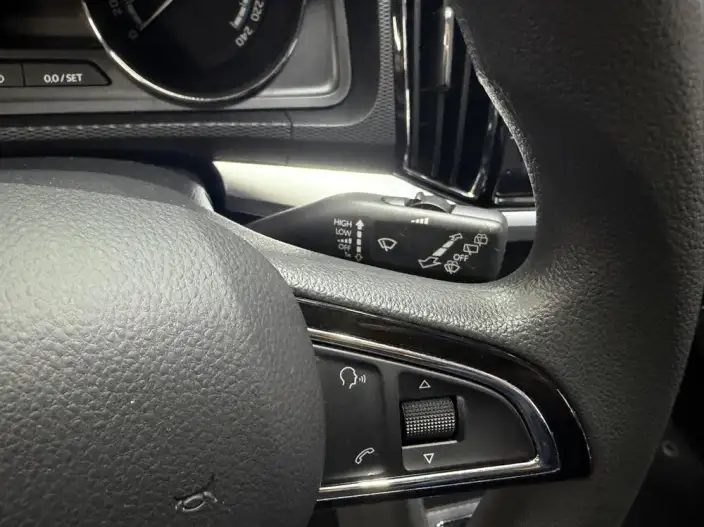 Skoda Kamiq 2023 Model 1.5L Automatic Comfort Edition – фото 9