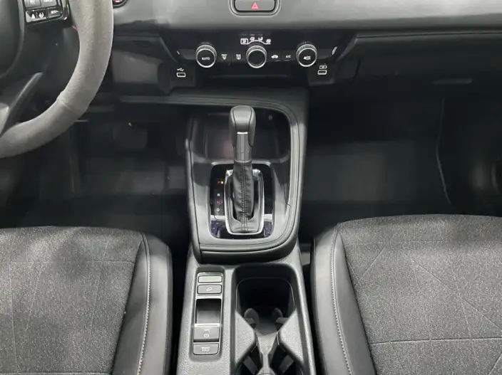 Honda Vezel 2023 Model 1.5L CVT Technology Edition – фото 8