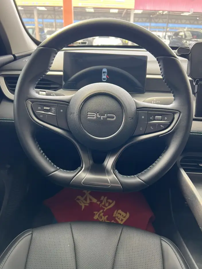 BYD Seal 05DM 2026 Model DM-i 128KM Luxury Model – фото 7