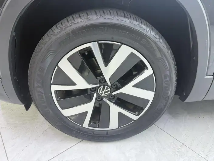 Volkswagen Tayron 2023 Model 280TSI 2WD Luxury Plus Advanced version – фото 7