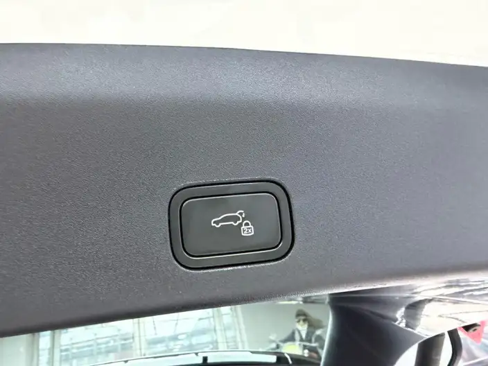 Li Auto i6 2025 Model 2WD Standard Edition – фото 9