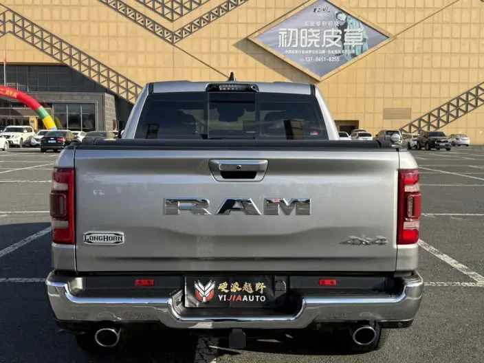 RAM Trucks 2022 Model 5.7L Automatic 4WD 5 seat Parallel Imported – фото 5
