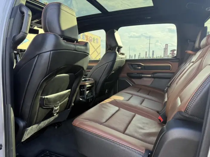 RAM Trucks 2022 Model 5.7L Automatic 4WD 5 seat Parallel Imported – фото 10
