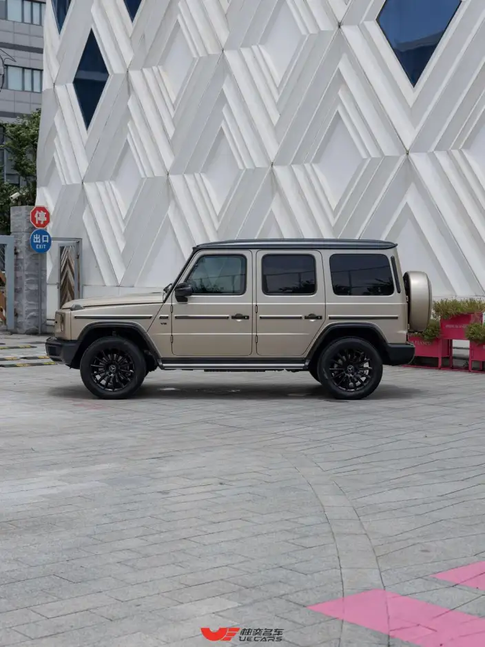 Mercedes-Benz G-Class 2022 Model G 500 – фото 4