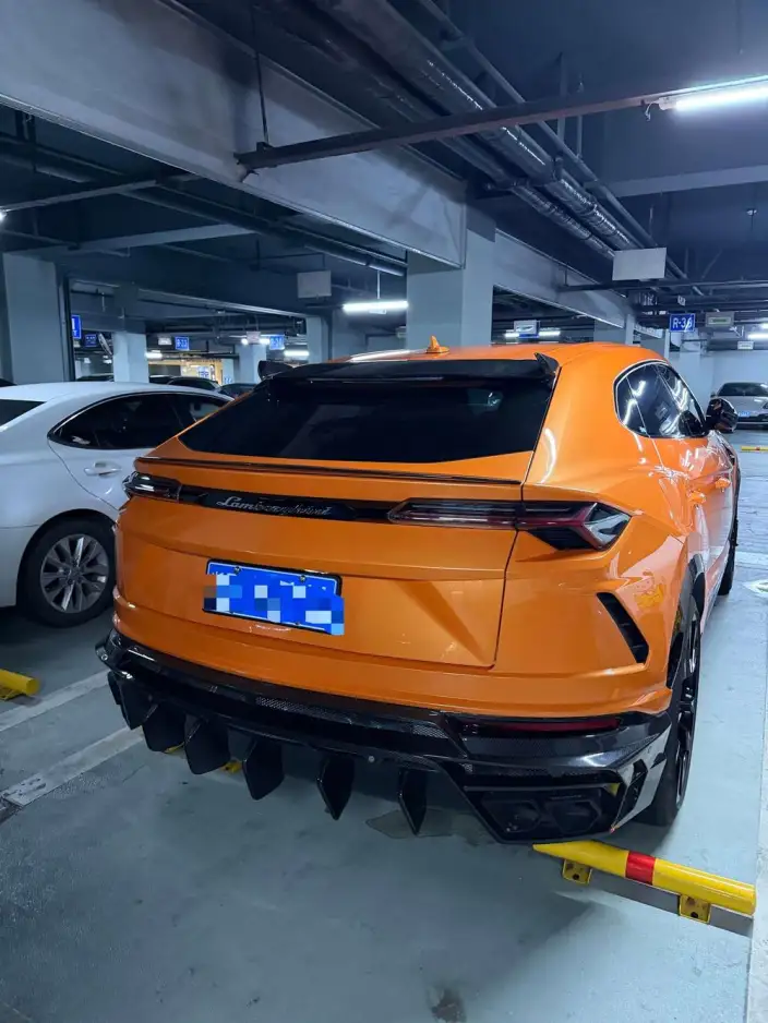 Urus 2021 Model 4.0T V8