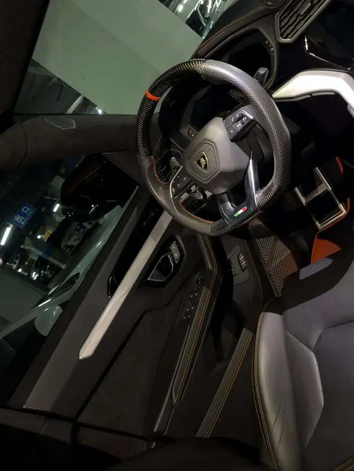 Urus 2021 Model 4.0T V8