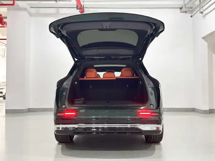 ZEEKR 7X 2026 Model 75kWh Rear Drive Max Edition – фото 9