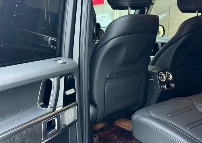 Mercedes-Benz G-Class 2025 Model G 500 – фото 5