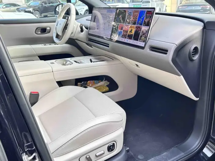 Li Auto i6 2025 Model 2WD Standard Edition – фото 9