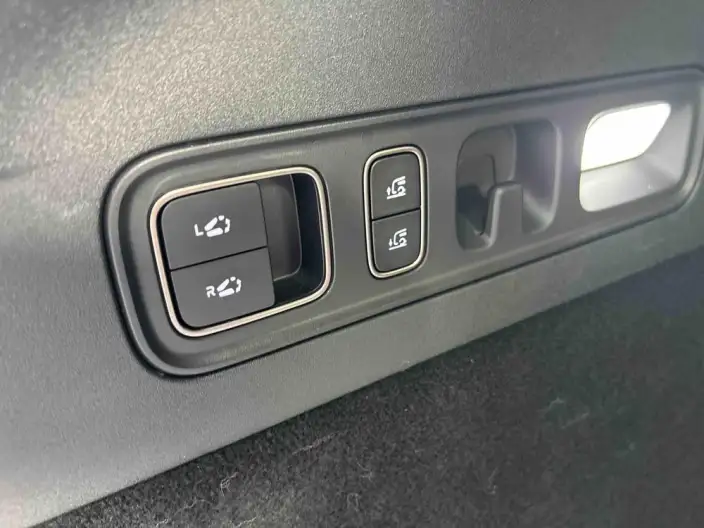 Li Auto i6 2025 Model 2WD Standard Edition – фото 10