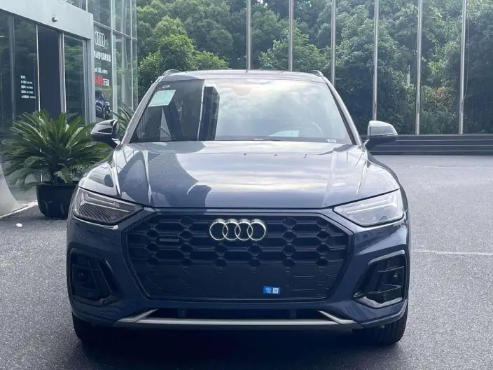 Audi Q5L 2026 Model quattro 45th Anniversary Collector Edition Edition 40TFSI Luxury Dynamic Model – фото 2