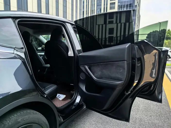 Model Y 2024 Model Rear-wheel drive version – фото 10