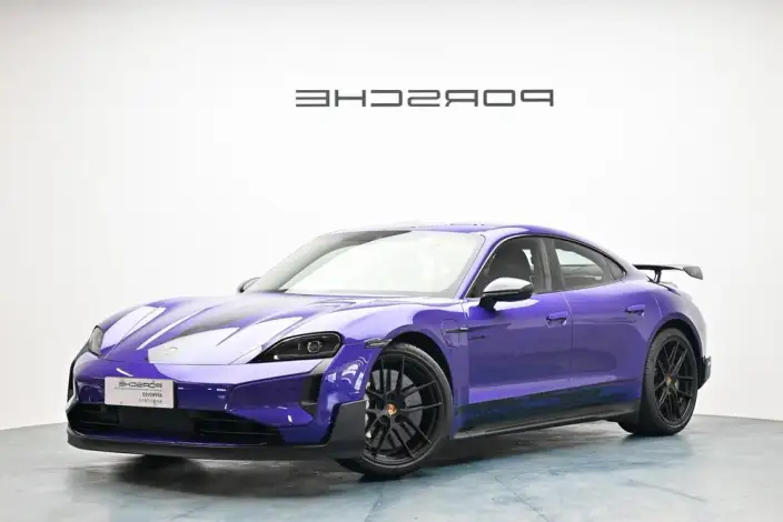 Taycan 2024 Model Taycan Turbo GT with Weissach Package – фото 1