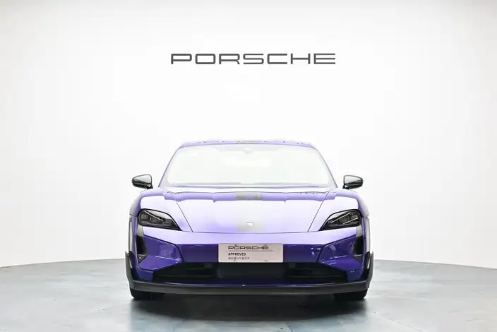 Taycan 2024 Model Taycan Turbo GT with Weissach Package – фото 2