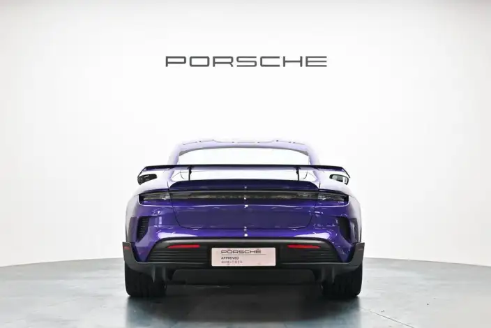 Taycan 2024 Model Taycan Turbo GT with Weissach Package – фото 6