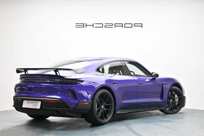 Taycan 2024 Model Taycan Turbo GT with Weissach Package – фото 7