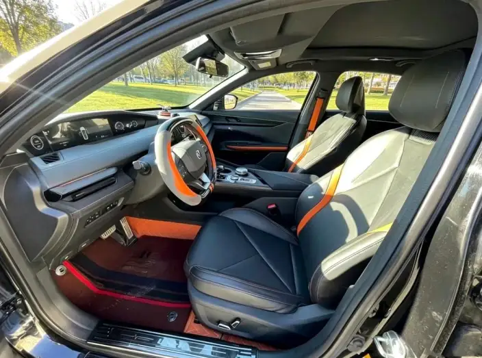 Changan UNI-V 2022 Model 1.5T Sports Edition – фото 9