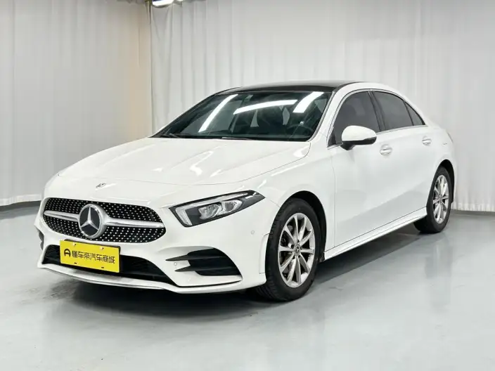 Mercedes-Benz A-class 2022 Model Facelift A 200 L Sports sedan Fashion Edition – фото 1