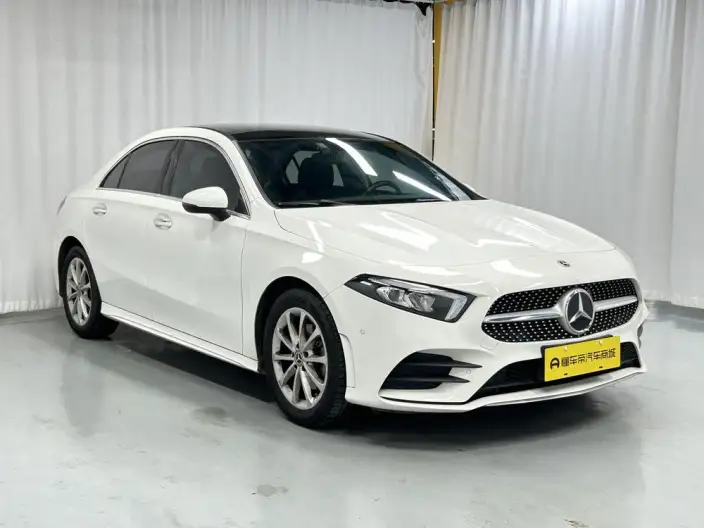 Mercedes-Benz A-class 2022 Model Facelift A 200 L Sports sedan Fashion Edition – фото 3
