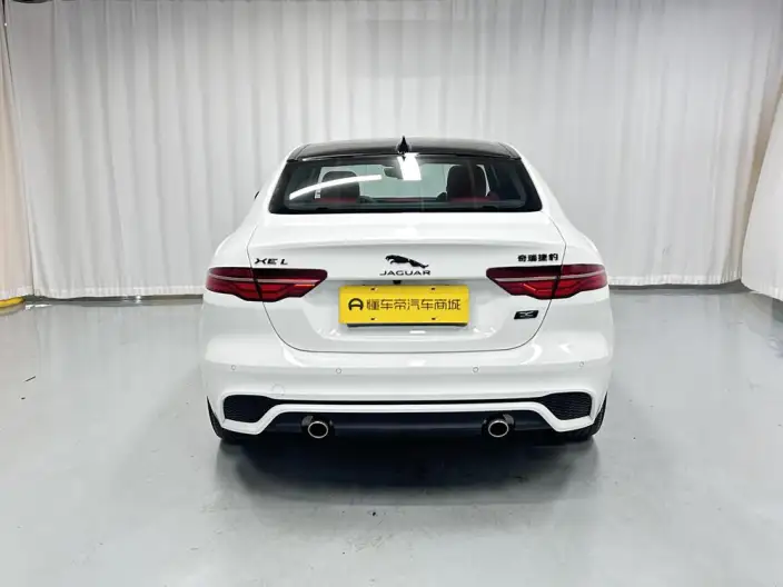 Jaguar XE L 2025 Model 2.0T 250PS R-DYNAMIC 90th Anniversary Collector Edition Edition – фото 6