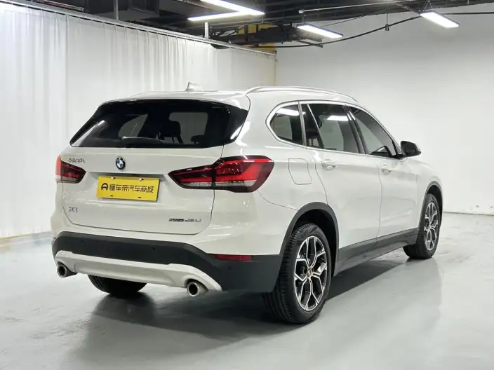 BMW X1 2022 Model sDrive25Li Leading Model – фото 7