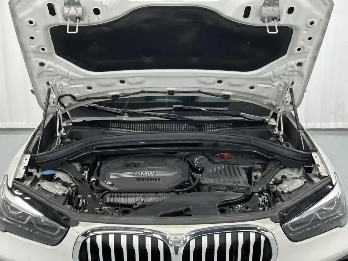 BMW X1 2022 Model sDrive25Li Leading Model – фото 10