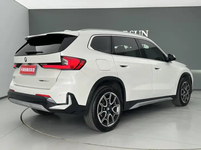 BMW X1 2023 Model xDrive25Li X Design Set – фото 4