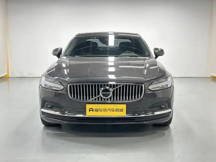 Volvo S90 2021 Model B5 Smart Range Deluxe Edition – фото 2