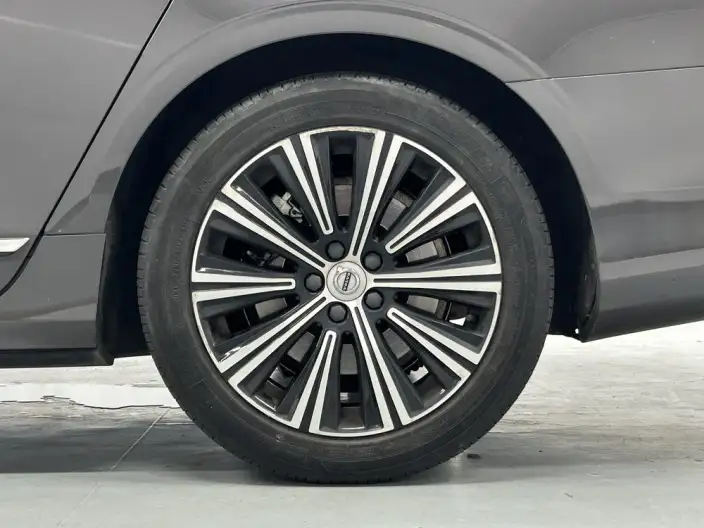 Volvo S90 2021 Model B5 Smart Range Deluxe Edition – фото 9