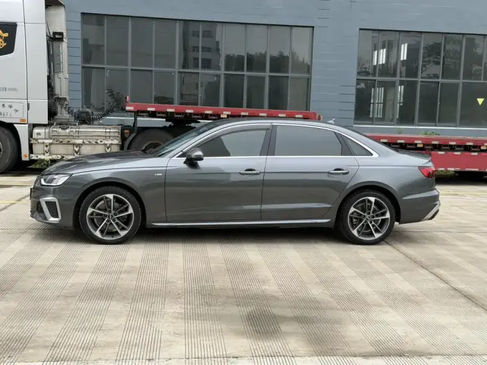 Audi A4 L 2020 Model 40 TFSI Fashion Dynamic Model – фото 3