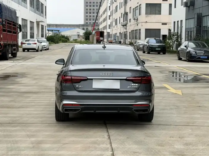 Audi A4 L 2020 Model 40 TFSI Fashion Dynamic Model – фото 4