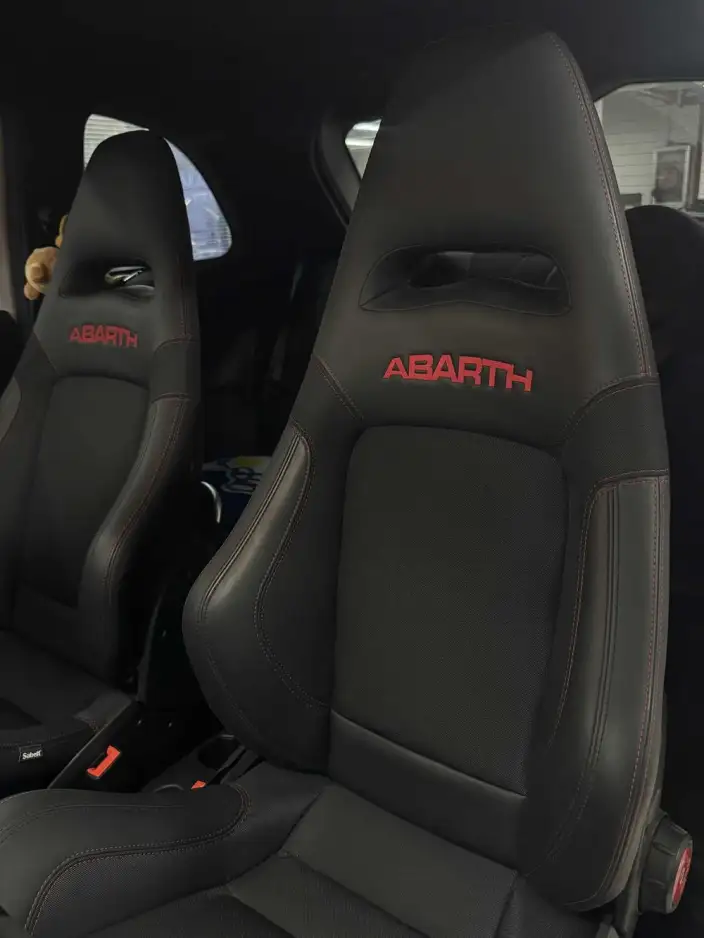 Abarth 695 2022 Model 1.4T Manual Qian Drive 4 seat Parallel Imported – фото 10