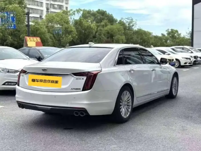 Cadillac CT6 2021 Model 28T Elite Model – фото 3