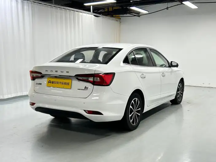 Roewe i5 2020 Model 1.5L Automatic 4G Connected Luxury Ultimate Edition – фото 7