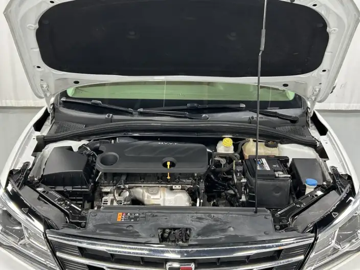 Roewe i5 2020 Model 1.5L Automatic 4G Connected Luxury Ultimate Edition – фото 10